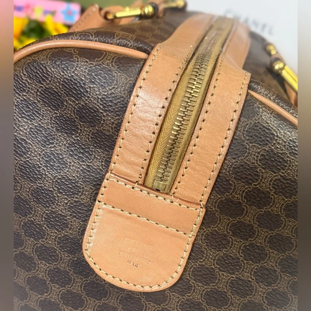 Auth CÈLINE Preowned EUC Tan and Brown Macadam Patterned Boston Bag with🔐